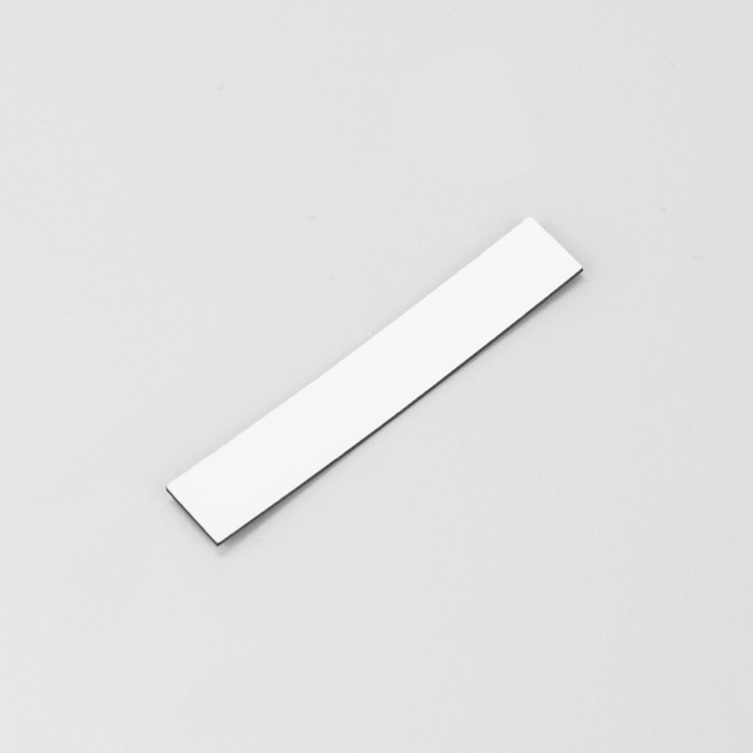 Blank magnetic sign for marking 3/4 hour